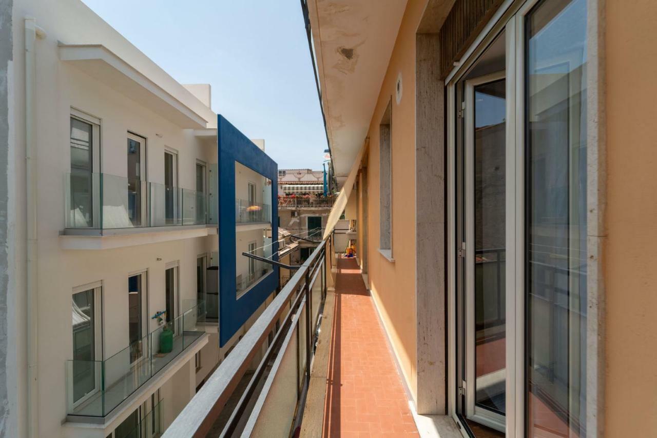 Mareluce Apartment Letojanni Exterior photo